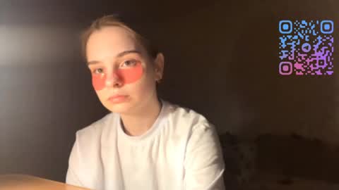 Hana online show from April 23, 5:15 pm