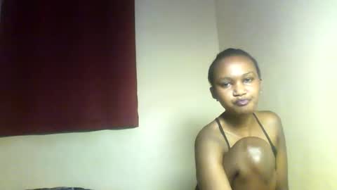 Snapshot of prettie_candy9 chatting on September 29, 2:27 am Prettie candy9 online show from September 29, 2:27 am
