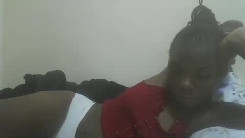 prettiest_doll online show from December 18, 3:33 am