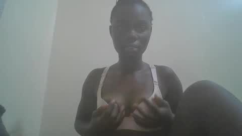 prettiest_doll online show from December 23, 4:38 am