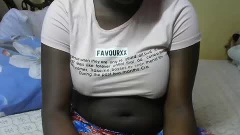 pretty_barbz online show from October 15, 6:49 am