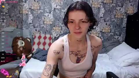 pretty_cristal22 online show from June 12, 12:13 pm