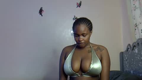 pretty_daina3 online show from April 15, 11:22 am