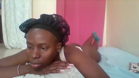Snapshot of pretty_darya chatting on February 14, 5:51 am pretty_darya online show from February 14, 5:51 am