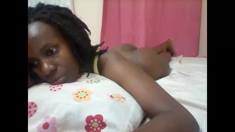 Snapshot of pretty_darya chatting on January 26, 2:41 pm pretty_darya online show from January 26, 2:41 pm