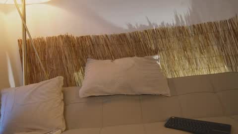 pretty_goddess online show from June 6, 9:10 pm