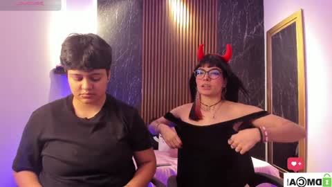 pretty_honey22 online show from June 6, 12:28 am