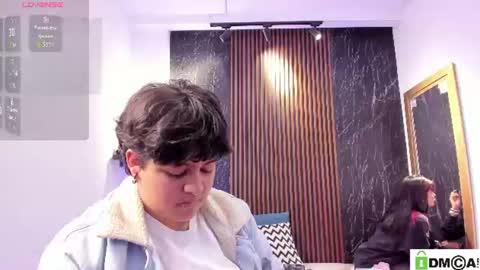 pretty_honey22 online show from August 5, 3:13 am
