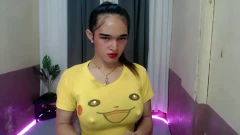 pretty_lady_kitty online show from April 22, 2:47 pm