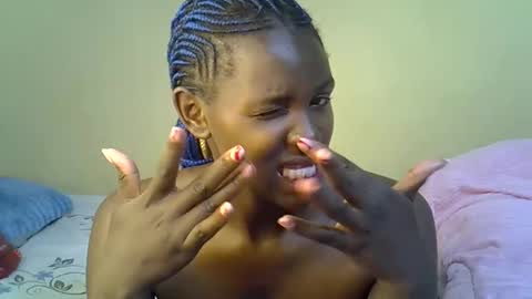 Snapshot of pretty_liny chatting on October 14, 9:50 pm pretty_liny online show from October 14, 9:50 pm