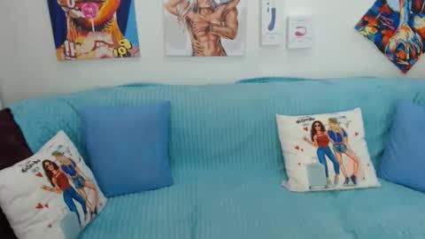 pretty_malika online show from March 28, 8:47 am