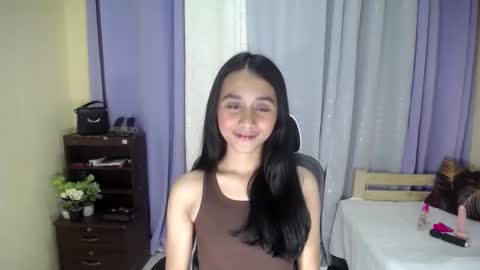 Snapshot of pretty_morenaxx chatting on March 11, 8:20 pm Marimar online show from March 11, 8:20 pm