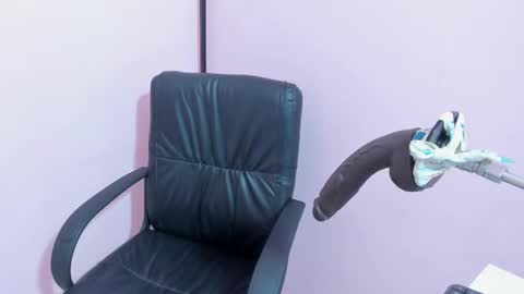 PERLA online show from March 12, 7:05 pm