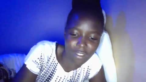 pretty_petite_ebony online show from February 26, 10:32 pm