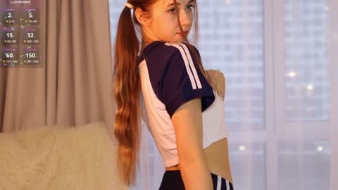 Snapshot of pretty_princess_elina chatting on January 24, 1:36 pm Elina online show from January 24, 1:36 pm