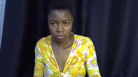 Snapshot of pretty_queen18 chatting on February 27, 10:42 pm NASH online show from February 27, 10:42 pm