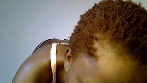 pretty_scooper online show from May 31, 6:09 pm