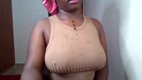 pretty_shila online show from June 11, 5:48 am