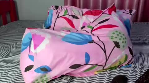 Snapshot of prettybigclit_ebony chatting on September 23, 6:39 pm prettybigclit_ebony online show from September 23, 6:39 pm
