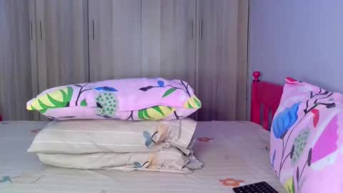 Snapshot of prettybigclit_ebony chatting on October 16, 7:22 am prettybigclit_ebony online show from October 16, 7:22 am