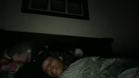 prettyfacefemale online show from March 11, 8:40 am