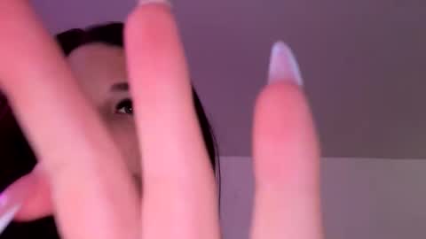 prettygirllltorii online show from April 19, 6:10 pm