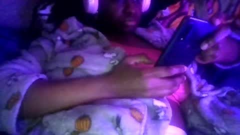 prettyma online show from May 11, 6:04 am