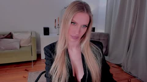 Snapshot of prettyk1ller chatting on January 6, 1:20 am Eva online show from January 6, 1:20 am