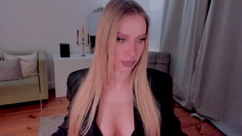 Snapshot of prettyk1ller chatting on January 14, 12:33 am Eva online show from January 14, 12:33 am