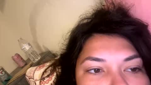 prettylatinamomma01 online show from April 26, 5:10 pm