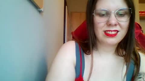 Lisa online show from February 1, 3:18 pm