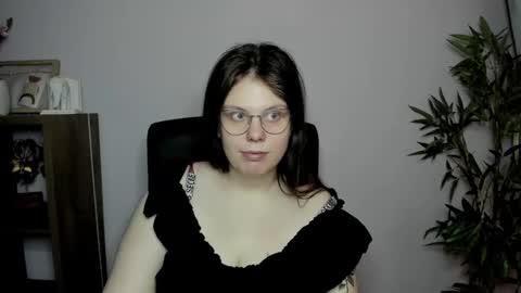 Lisa online show from January 20, 7:58 am