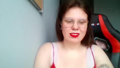 Lisa online show from January 27, 2:46 pm