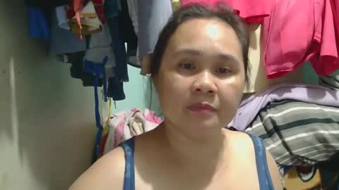 Snapshot of prettynhing chatting on January 20, 11:45 am Nhing online show from January 20, 11:45 am