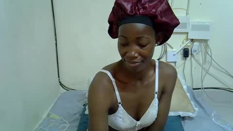 Pretty Queen online show from December 22, 11:24 am