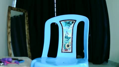 prettyreen online show from February 7, 3:27 pm