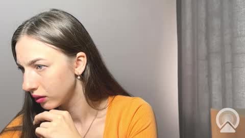 Snapshot of prettyyy_angel chatting on September 18, 8:13 am prettyyy_angel online show from September 18, 8:13 am