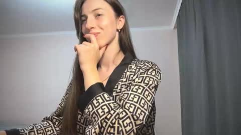 Snapshot of prettyyy_angel chatting on October 3, 6:24 pm prettyyy_angel online show from October 3, 6:24 pm