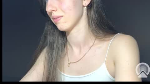 Snapshot of prettyyy_angel chatting on September 22, 6:39 pm prettyyy_angel online show from September 22, 6:39 pm