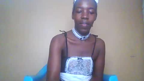 Snapshot of prettyzuzu chatting on September 12, 6:46 am prettyzuzu online show from September 12, 6:46 am