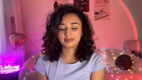 Sofi online show from April 25, 1:41 pm