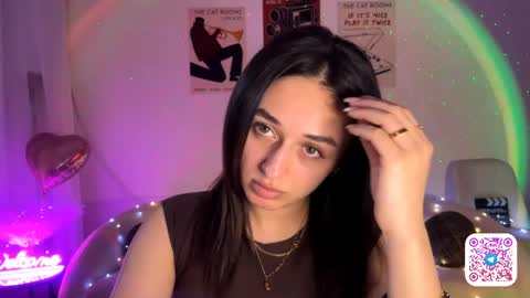 Sofi online show from April 26, 3:21 pm