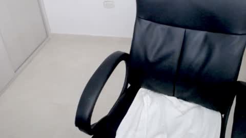 valery dollx online show from September 23, 2:21 am