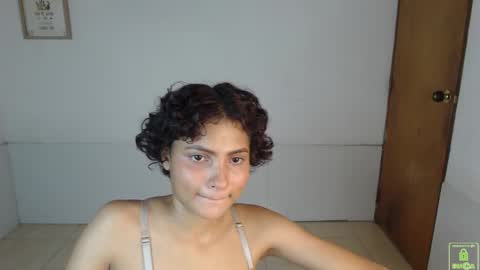 Snapshot of princess_an chatting on September 30, 8:57 pm An online show from September 30, 8:57 pm