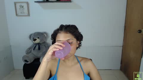 Snapshot of princess_an chatting on September 10, 5:35 pm An online show from September 10, 5:35 pm