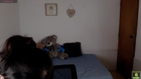 An online show from April 14, 9:04 pm