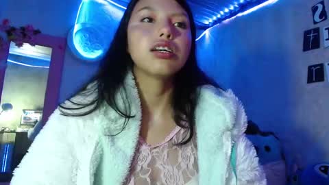 Snapshot of princess_elia chatting on October 17, 1:20 am Elia online show from October 17, 1:20 am