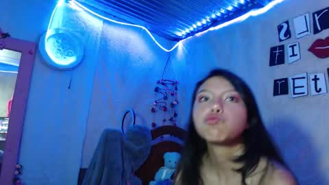 Snapshot of princess_elia chatting on October 15, 1:19 am Elia online show from October 15, 1:19 am