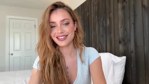 Snapshot of princessbbgirl chatting on February 4, 6:06 pm princessbbgirl online show from February 4, 6:06 pm