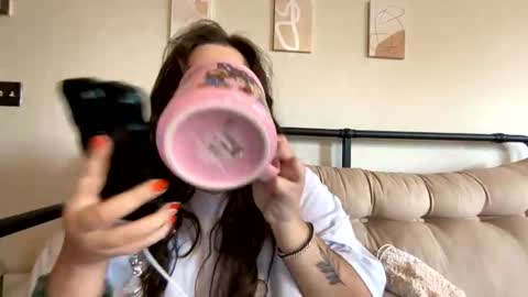 Snapshot of princesslaylaa chatting on September 19, 9:14 pm princessviccxo online show from September 19, 9:14 pm